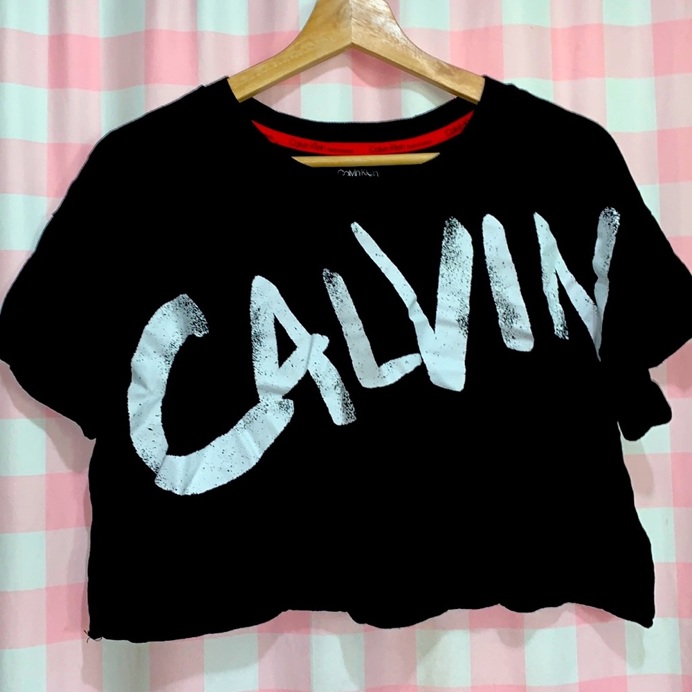 Calvin Klein Crop Top